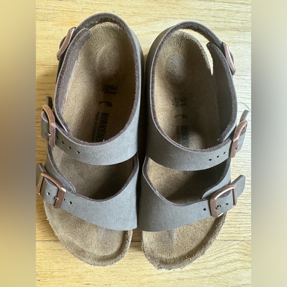Kids Birkenstocks size 31 (13-13 1/2) - Picture 6 of 6